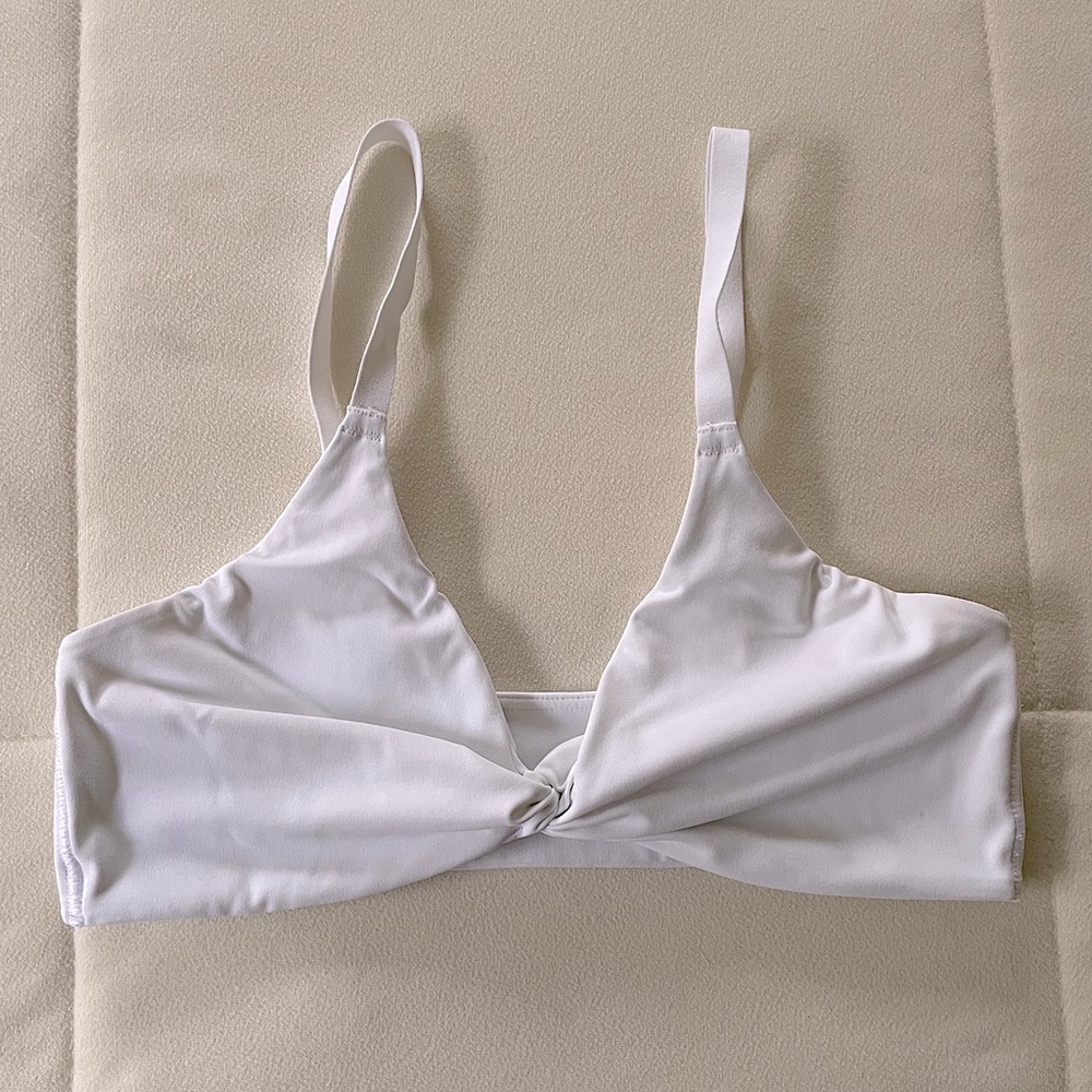 Gymshark Twist Front Bralette